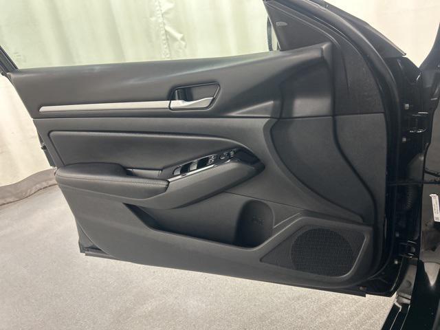 used 2023 Nissan Altima car, priced at $18,999