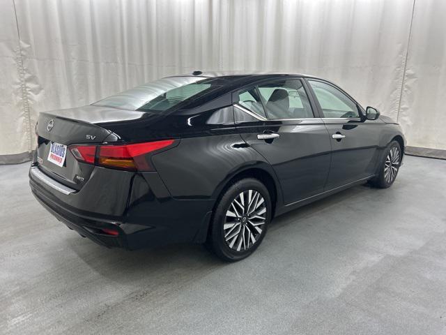 used 2023 Nissan Altima car, priced at $18,999