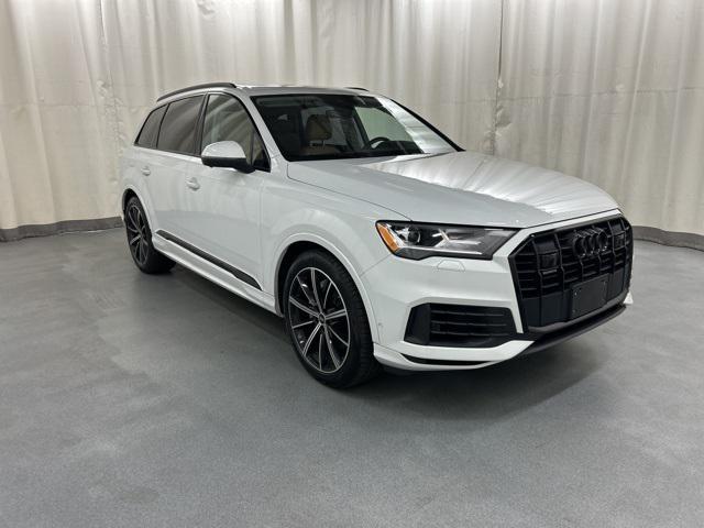 used 2022 Audi Q7 car, priced at $31,794