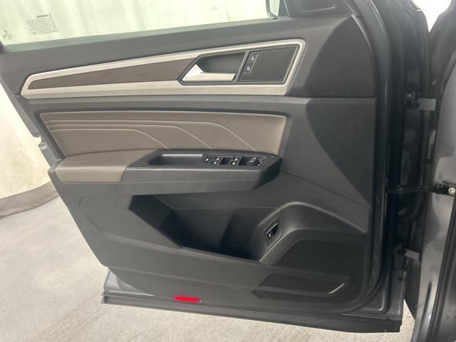 used 2021 Volkswagen Atlas car, priced at $18,644