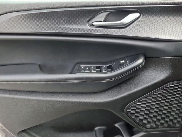 used 2024 Jeep Grand Cherokee L car, priced at $34,877