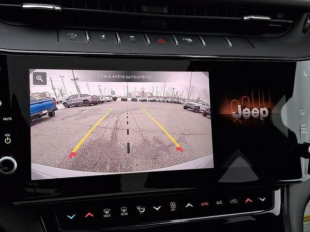 new 2026 Jeep Grand Cherokee car, priced at $49,580