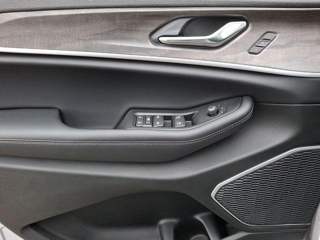 new 2026 Jeep Grand Cherokee car, priced at $49,580