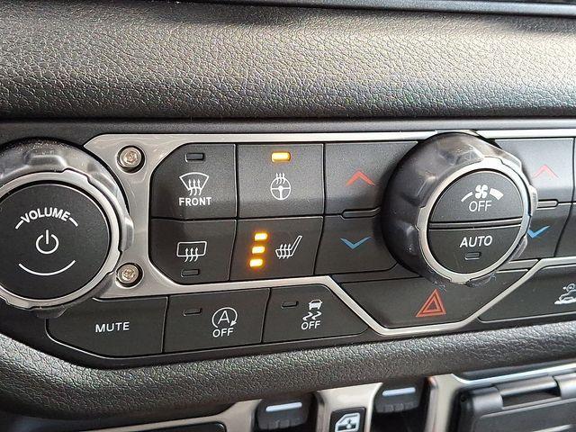 new 2026 Jeep Wrangler car, priced at $48,679