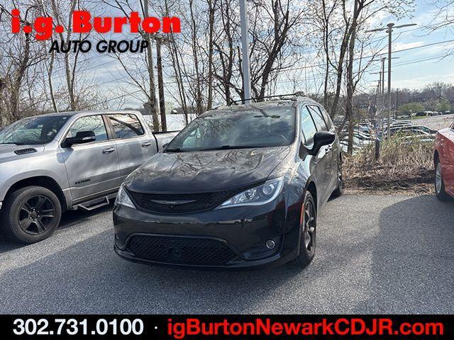 used 2020 Chrysler Pacifica car, priced at $20,887