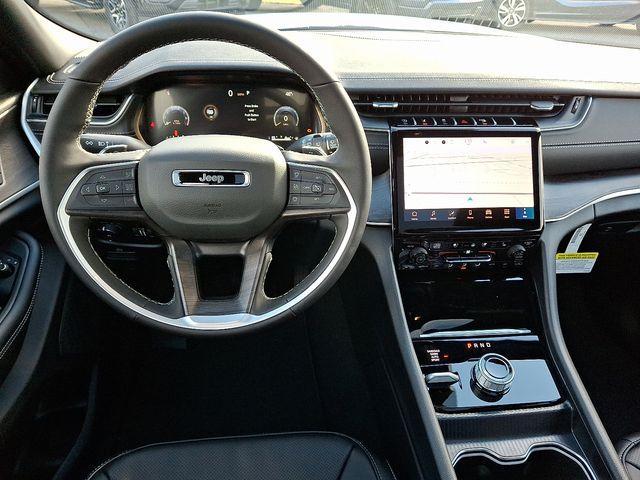 new 2025 Jeep Grand Cherokee car, priced at $50,118