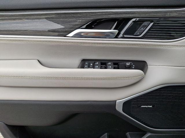 used 2022 Jeep Wagoneer car, priced at $34,187