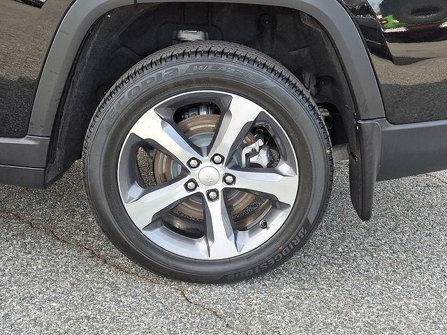 new 2025 Jeep Grand Cherokee L car, priced at $50,811