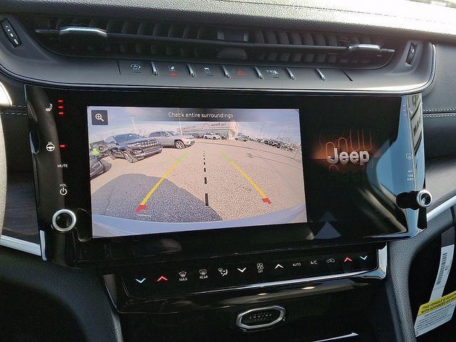 new 2026 Jeep Grand Cherokee car, priced at $48,550