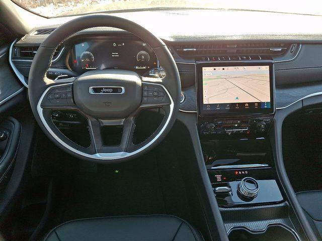 new 2025 Jeep Grand Cherokee L car, priced at $51,901