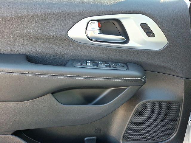 new 2026 Chrysler Pacifica car, priced at $49,212