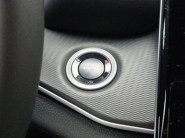 new 2025 Jeep Grand Cherokee car, priced at $42,804