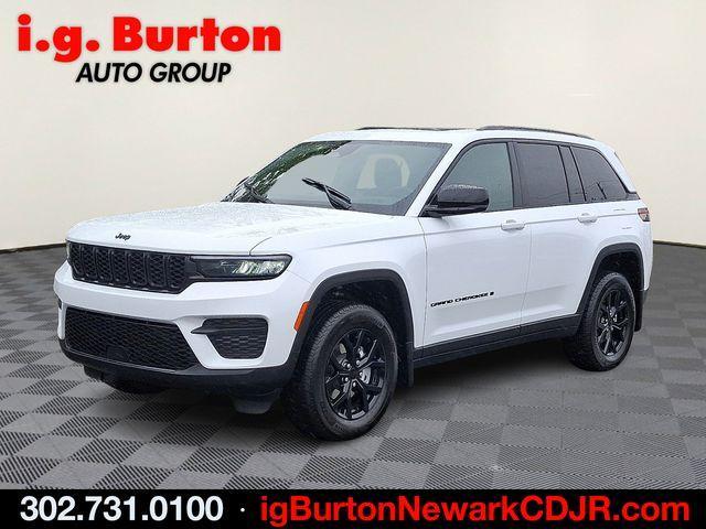 new 2025 Jeep Grand Cherokee car, priced at $42,804
