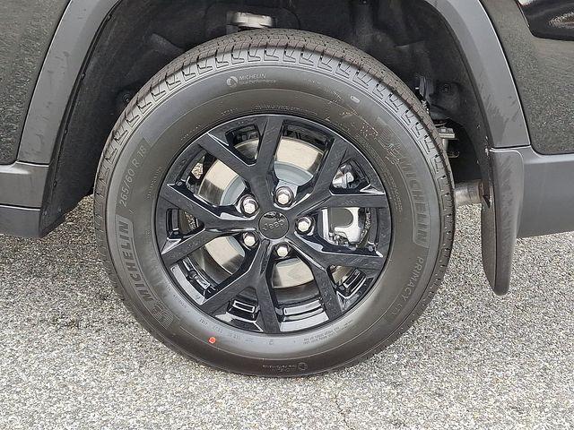 new 2025 Jeep Grand Cherokee L car, priced at $44,122