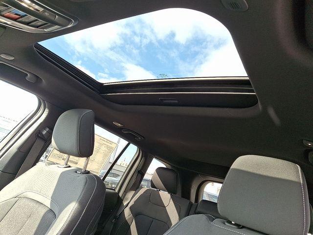 new 2025 Jeep Grand Cherokee car, priced at $41,090