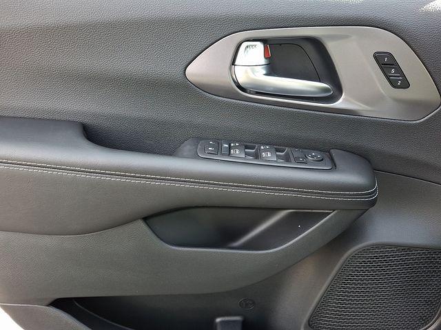 new 2026 Chrysler Pacifica car, priced at $44,747