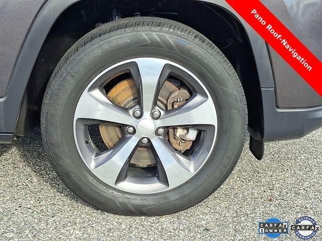 used 2019 Jeep Cherokee car, priced at $13,444