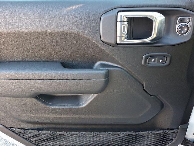 new 2026 Jeep Wrangler car, priced at $48,143