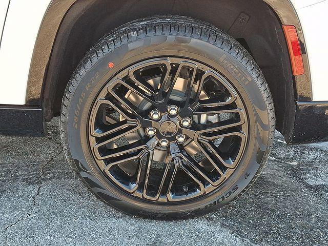 new 2026 Jeep Grand Wagoneer L car, priced at $84,135