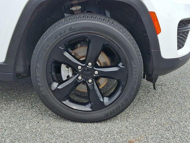 used 2023 Jeep Grand Cherokee car, priced at $35,771