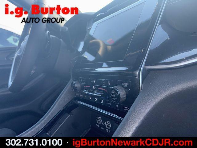 used 2023 Jeep Grand Cherokee car