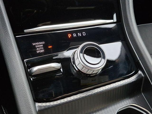 new 2026 Jeep Grand Cherokee car, priced at $48,025