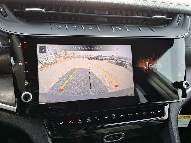 new 2026 Jeep Grand Cherokee car, priced at $48,025