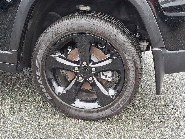 new 2025 Jeep Grand Cherokee car, priced at $48,553