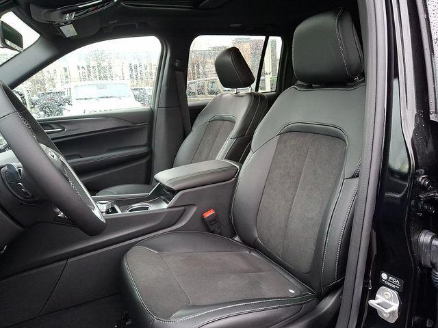 new 2025 Jeep Grand Cherokee car, priced at $48,553