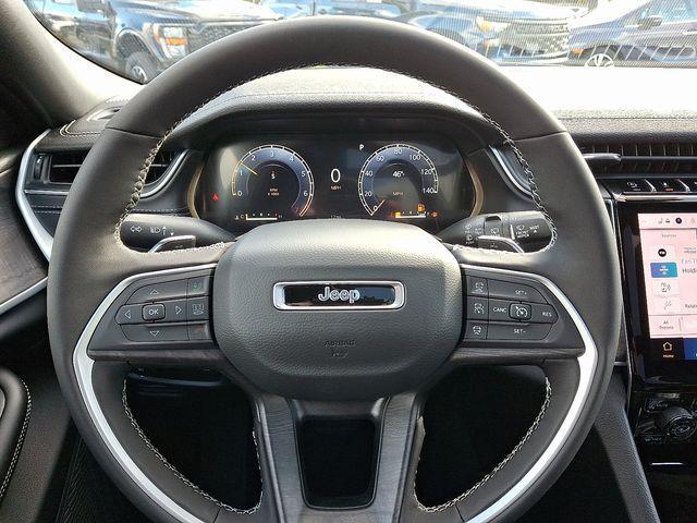 new 2025 Jeep Grand Cherokee car, priced at $50,654