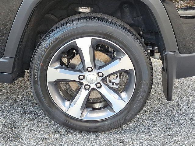 new 2025 Jeep Grand Cherokee car, priced at $50,654