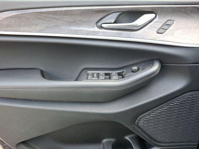 new 2025 Jeep Grand Cherokee car, priced at $50,654