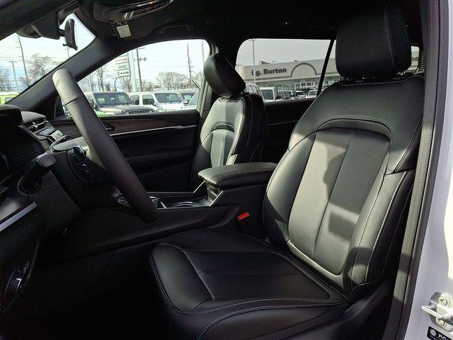 new 2025 Jeep Grand Cherokee L car, priced at $48,629