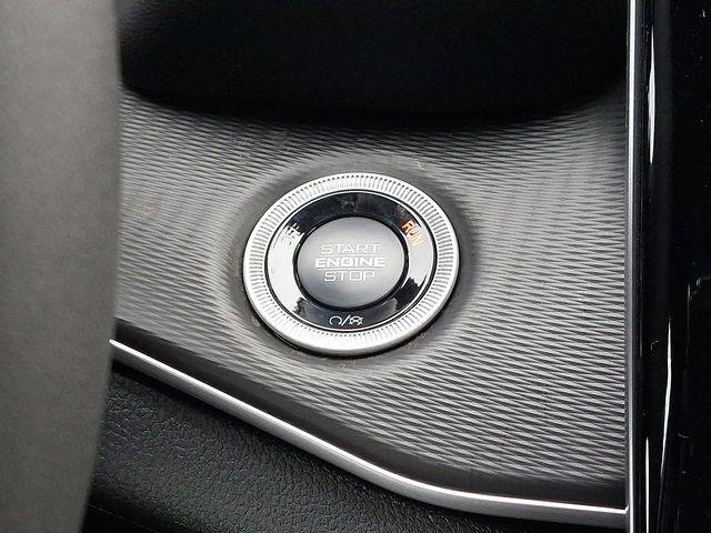 new 2025 Jeep Grand Cherokee car, priced at $43,928