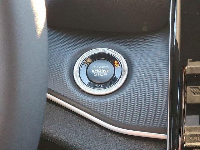 new 2025 Jeep Grand Cherokee car, priced at $44,304