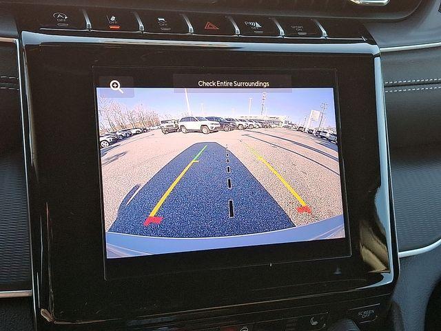 new 2025 Jeep Grand Cherokee car, priced at $44,304