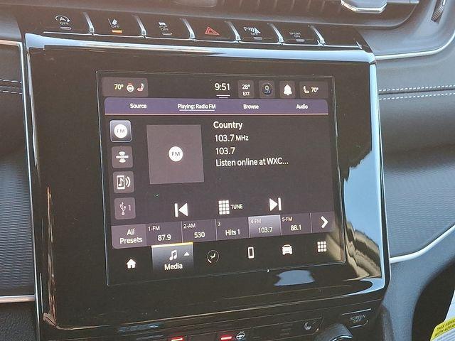 new 2025 Jeep Grand Cherokee car, priced at $44,304