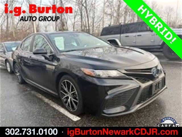 used 2021 Toyota Camry Hybrid car, priced at $19,901