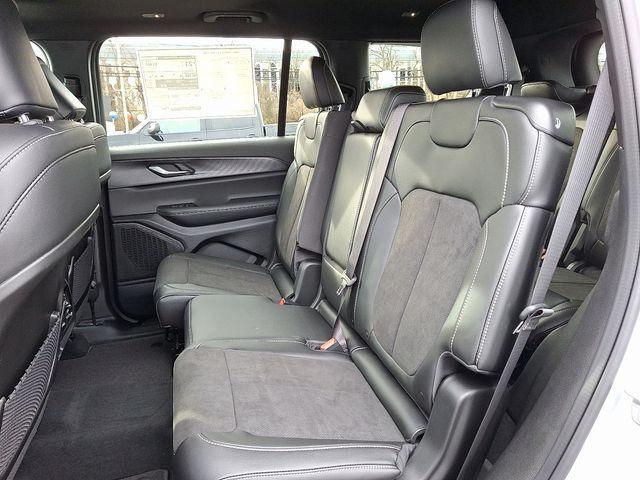 new 2025 Jeep Grand Cherokee L car, priced at $44,122