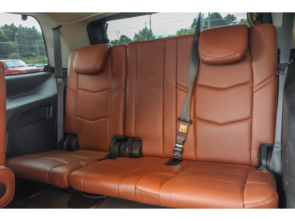 used 2019 Cadillac Escalade car, priced at $35,975