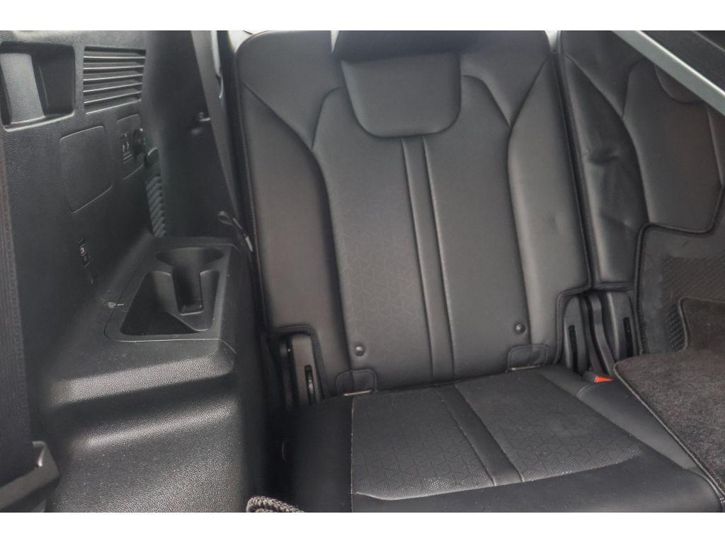 used 2022 Kia Sorento car, priced at $32,865