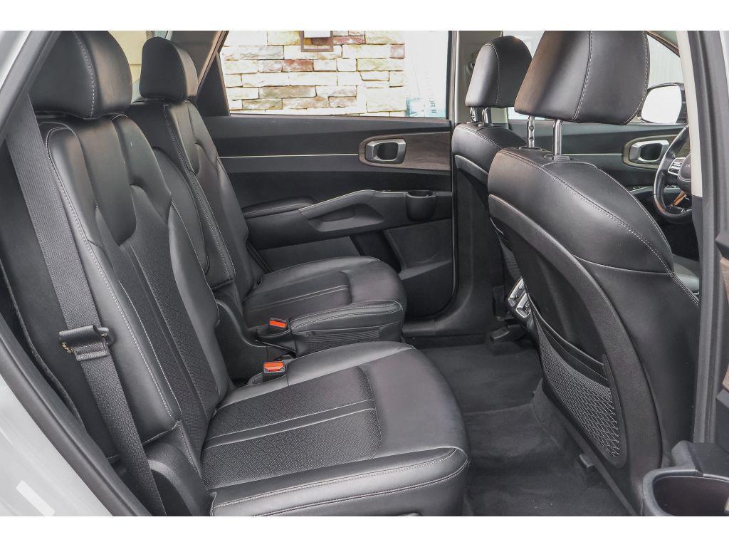 used 2022 Kia Sorento car, priced at $32,865