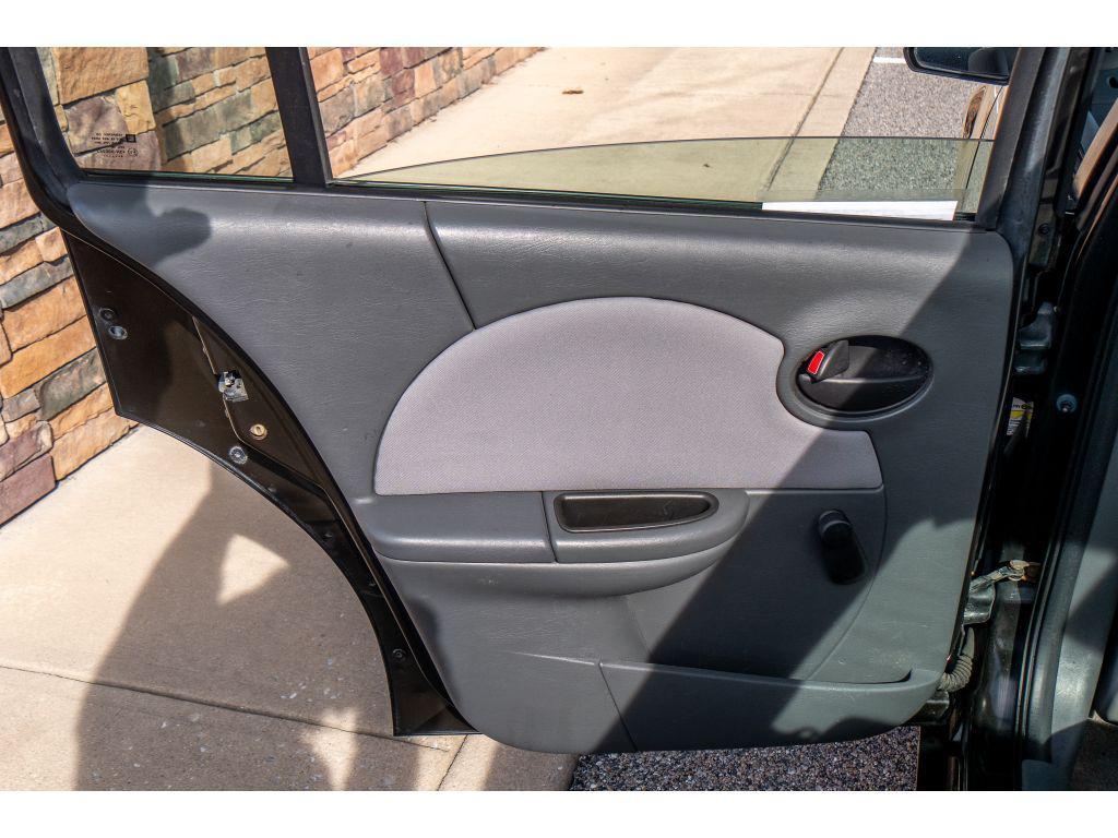 used 2007 Saturn Ion car, priced at $6,500