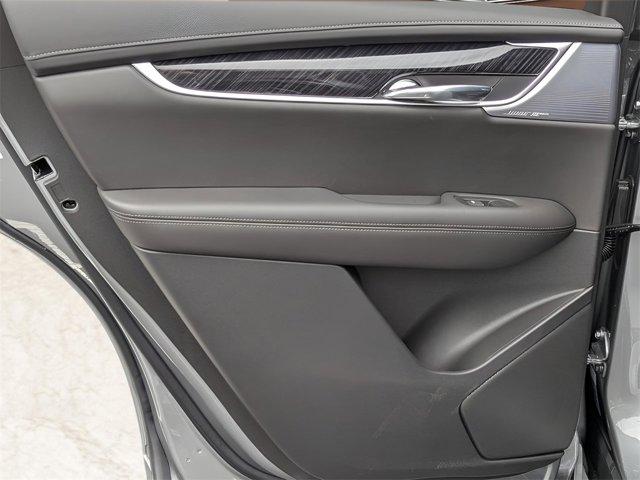new 2025 Cadillac XT6 car, priced at $60,134