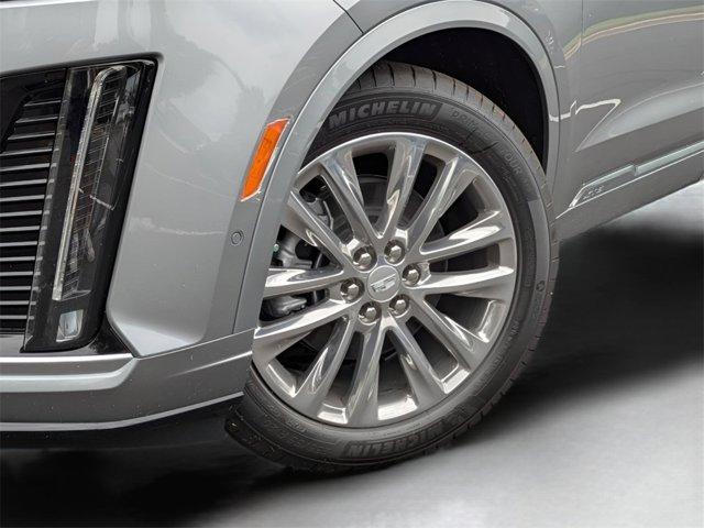 new 2025 Cadillac XT6 car, priced at $60,134