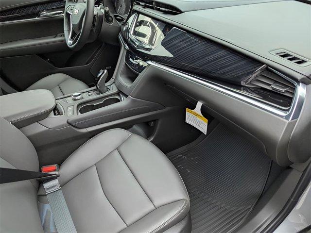 new 2025 Cadillac XT6 car, priced at $60,134