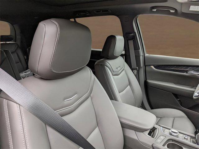new 2025 Cadillac XT6 car, priced at $60,134