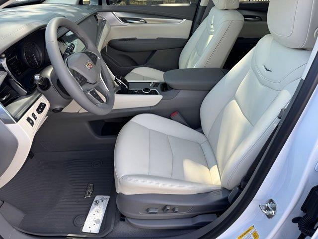 new 2026 Cadillac XT5 car, priced at $61,020