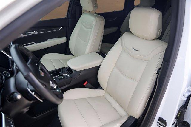 used 2023 Cadillac XT6 car, priced at $41,798