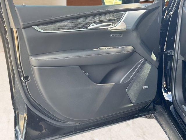 new 2026 Cadillac XT5 car, priced at $69,740